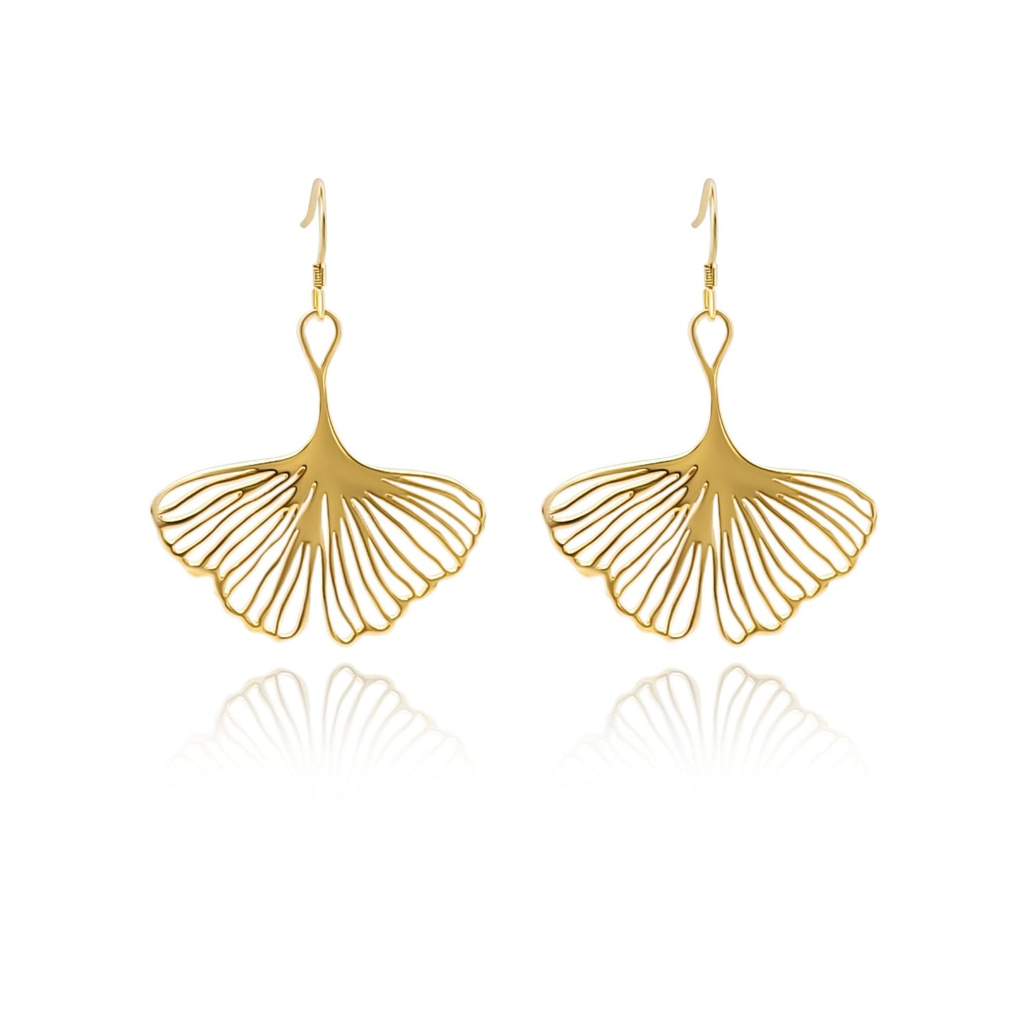 <img src="//www.joiedesigns.ca/cdn/shop/files/adia-ginkgo-leaf-earrings-903516.jpg?v=1717115665&amp;width=1946" alt="" srcset="//www.joiedesigns.ca/cdn/shop/files/adia-ginkgo-leaf-earrings-903516.jpg?v=1717115665&amp;width=246 246w, //www.joiedesigns.ca/cdn/shop/files/adia-ginkgo-leaf-earrings-903516.jpg?v=1717115665&amp;width=493 493w, //www.joiedesigns.ca/cdn/shop/files/adia-ginkgo-leaf-earrings-903516.jpg?v=1717115665&amp;width=600 600w, //www.joiedesigns.ca/cdn/shop/files/adia-ginkgo-leaf-earrings-90351