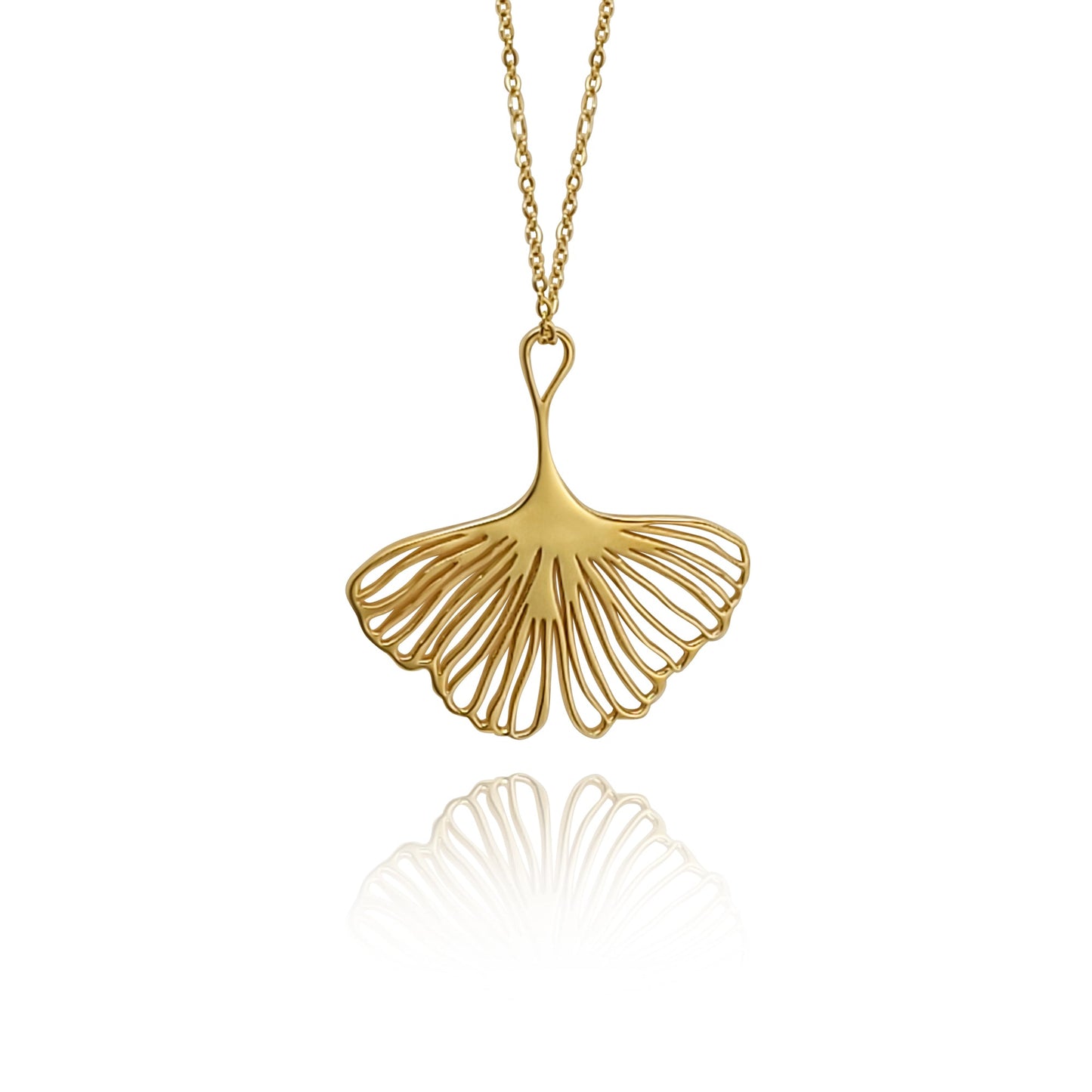 Adia Ginkgo Leaf Pendant Necklace